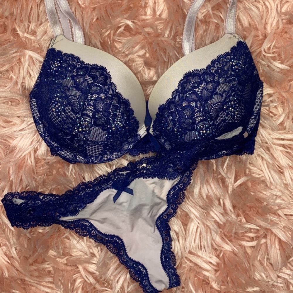 VS Dream Angels set (32DD & S)